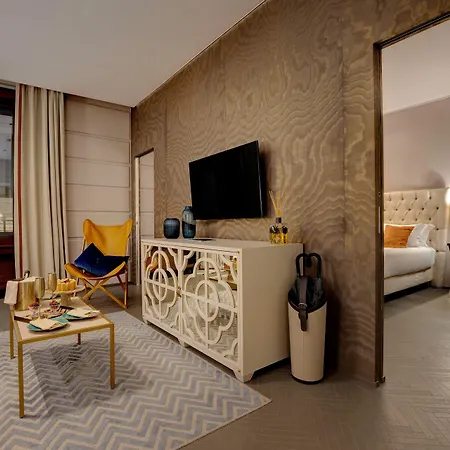 Singer Palace 호텔 5*