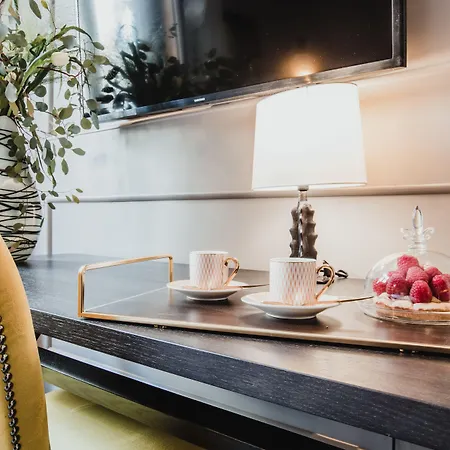 Singer Palace Рим