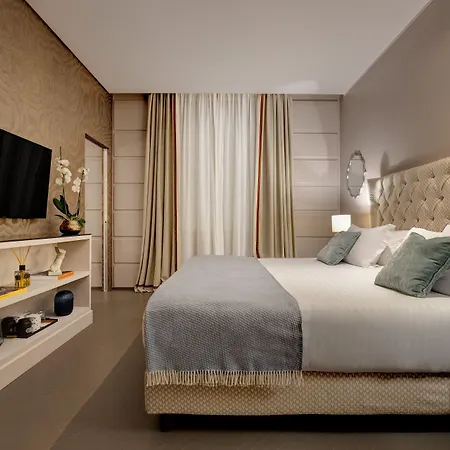 Singer Palace Рим