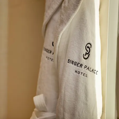 Singer Palace 5* Рим