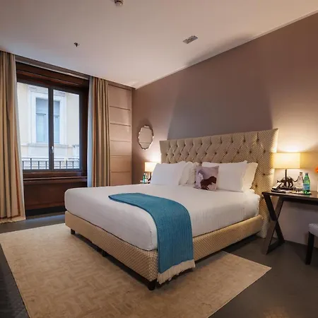 Singer Palace 5* Rome