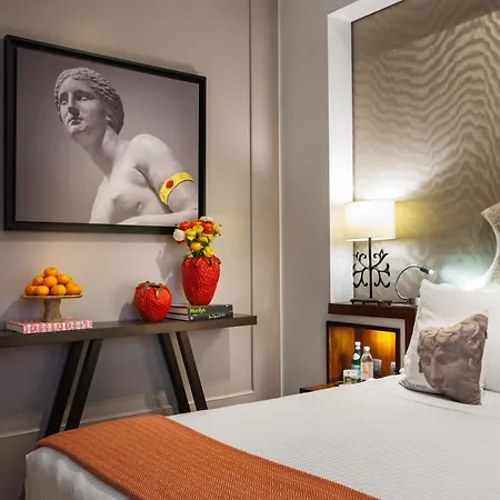 Singer Palace 5* Rome