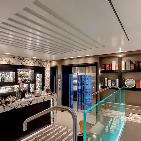 Singer Palace 5* Rome