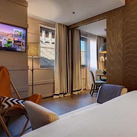 Singer Palace Hotell 5*