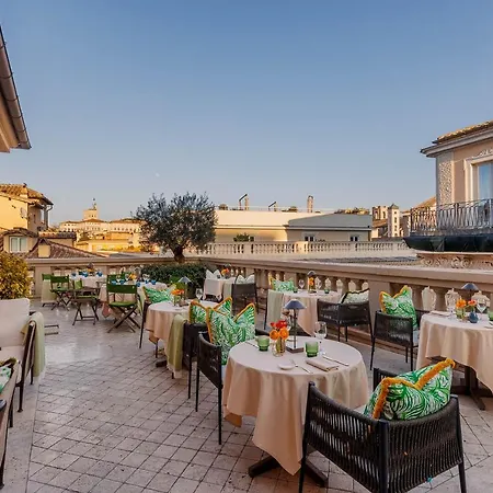 Hotell Singer Palace 5*